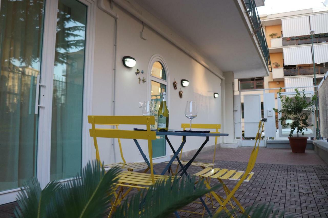 Lemon Suite Naples Exterior photo